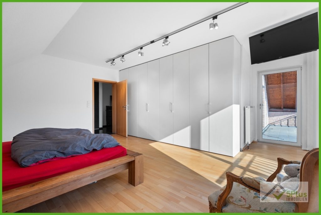Immobilienangebot - Inden - Alle - + 5PLUS + RAUM, RUHE, LEBENSQUALITÄT: EXKLUSIVES EINFAMILIENHAUS AUF CA. 201M² IN INDEN / ALTDORF +