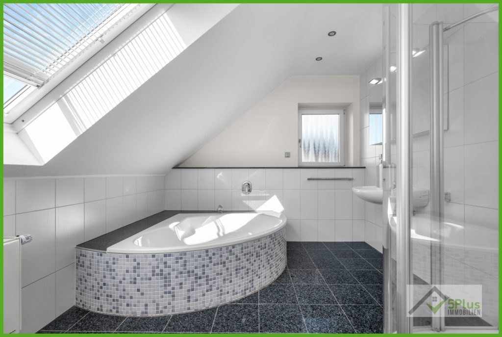 Immobilienangebot - Inden - Alle - + 5PLUS + RAUM, RUHE, LEBENSQUALITÄT: EXKLUSIVES EINFAMILIENHAUS AUF CA. 201M² IN INDEN / ALTDORF +