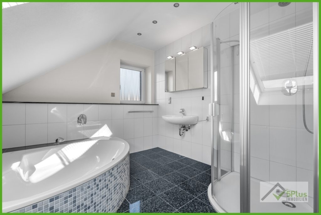 Immobilienangebot - Inden - Alle - + 5PLUS + RAUM, RUHE, LEBENSQUALITÄT: EXKLUSIVES EINFAMILIENHAUS AUF CA. 201M² IN INDEN / ALTDORF +
