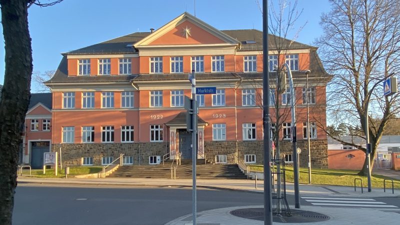Peter Dondorf Immobilien - Aachen-Brand, Ihr Immobilienmakler mit mehr als 38 Jahre Erfahrung