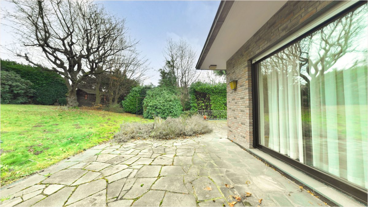 Immobilienangebot - Aachen / Haaren - Alle - Freistehendes Einfamilienhaus auf großem Grundstück in Aachen