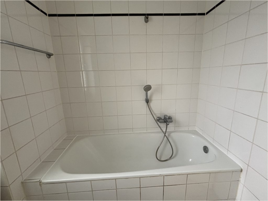 Immobilienangebot - Aachen - Alle - 2-Zimmer Wohnung im 1.OG mit gemütlichem Balkon
