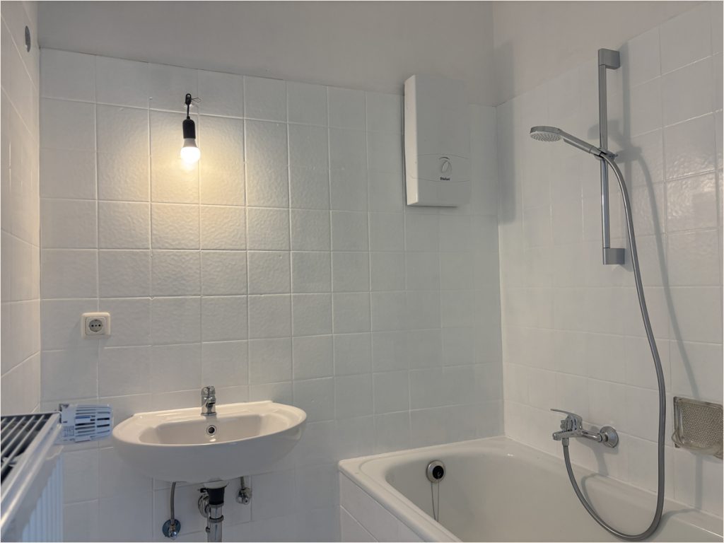 Immobilienangebot - Aachen - Alle - Charmante 3-Zimmer-Wohnung mit Balkon – Frisch renoviert und bezugsbereit