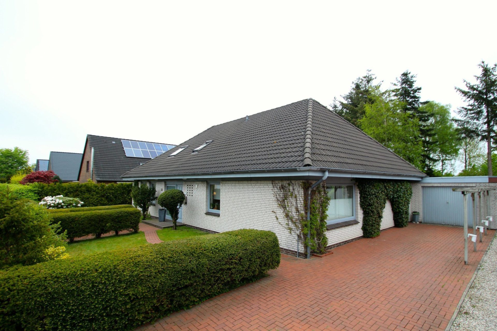 Immobilienangebot - Leck - Alle - Seniorengerecht auf einer Ebene oder Familienhaus, alles möglich! Garten, super Lage, Ausbaureserve!