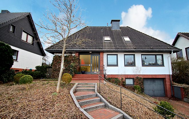 Immobilienangebot - Glücksburg - Alle - Altes, aber gepflegtes Haus auf ruhigem Grundstück mit perfekter Ausrichtung in Sackgassenlage!