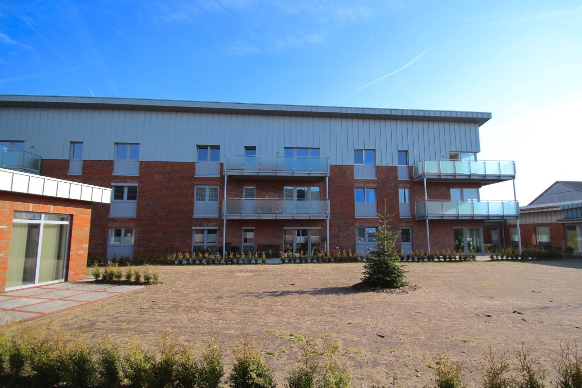 Immobilienangebot - Handewitt - Alle - Seniorengerechte Wohnung mit überdachter Terrasse! Erstbezug! Küche und Stellplatz inklusive !