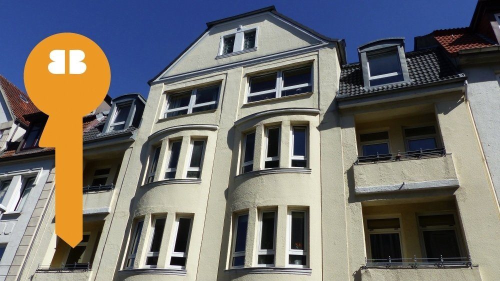 Immobilienangebot - Flensburg - Alle - Altbauwohnung auf Jürgensby! Innenstadt- und Uni-nahe Lage! Holzdielen, Balkon, einfach charmant !!!