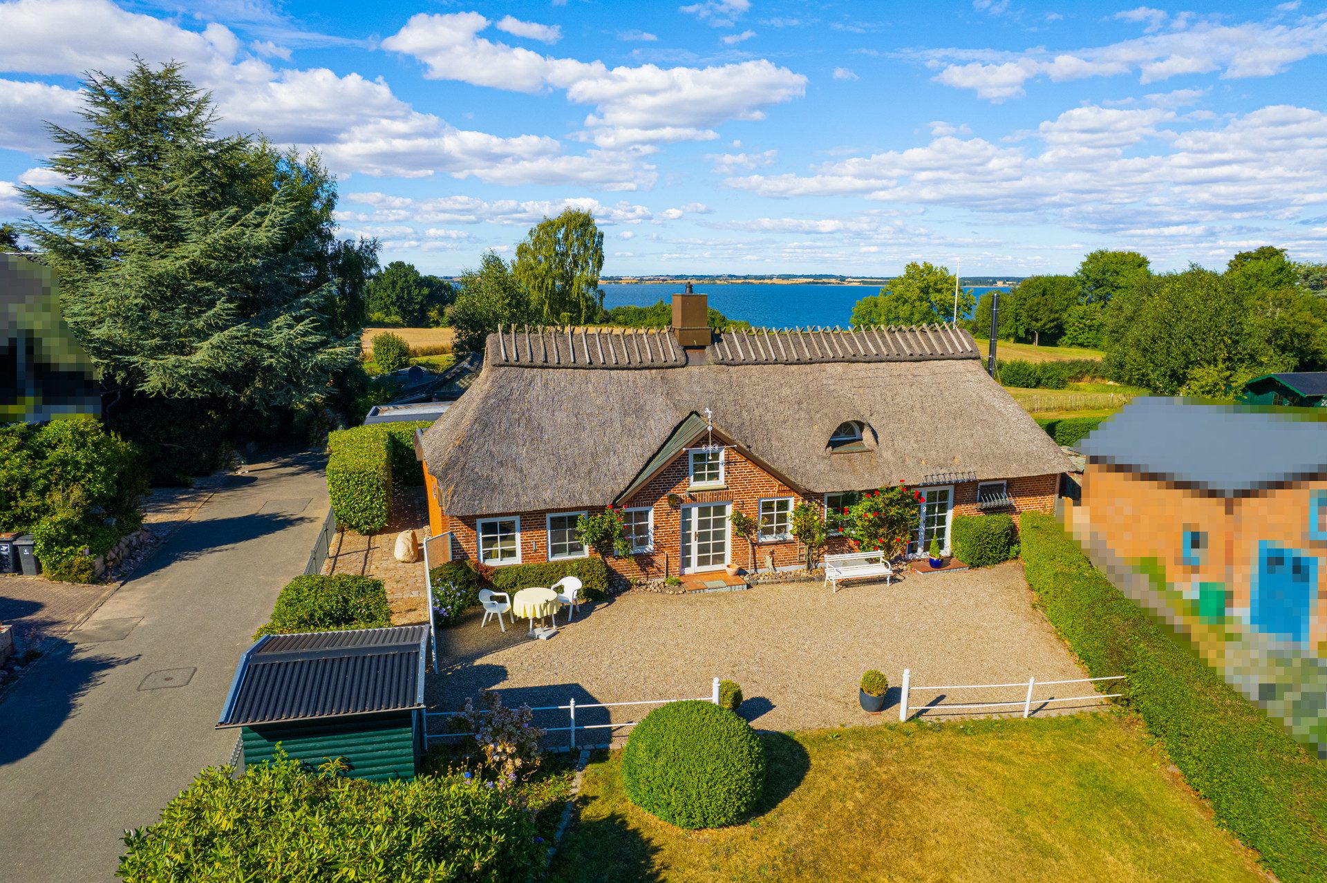 Immobilienangebot - Westerholz / Dollerupholz - Alle - Wassernahe Reetdachkate in ländlicher und ruhiger Umgebung!
Seltene Gelegenheit in Ostseenähe!