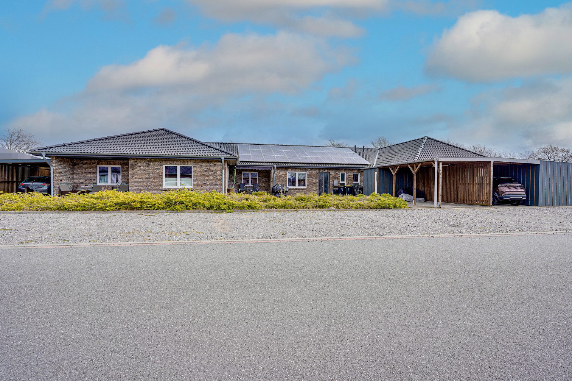 Immobilienangebot - Schafflund - Alle - Ihre Gelegenheit für die letzte Einheit! Ebenerdiges RMH mit 4 Zi.,103 qm, EBK, Carport+Terrasse