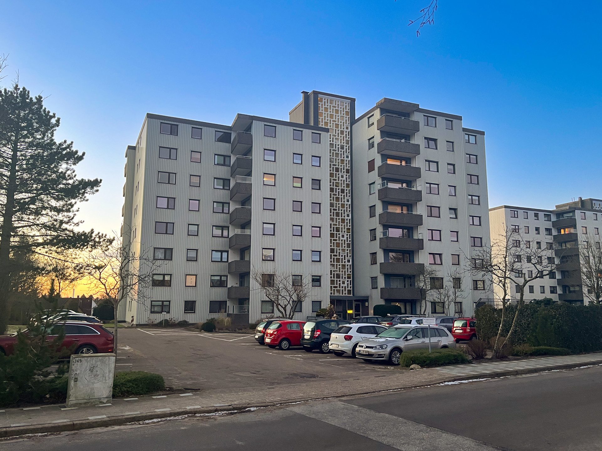 Immobilienangebot - Flensburg - Alle - Flensburg: 2-Zi. Wohnung im 2.OG., mit Aufzug, Keller & Balkon in beliebter Lage!
