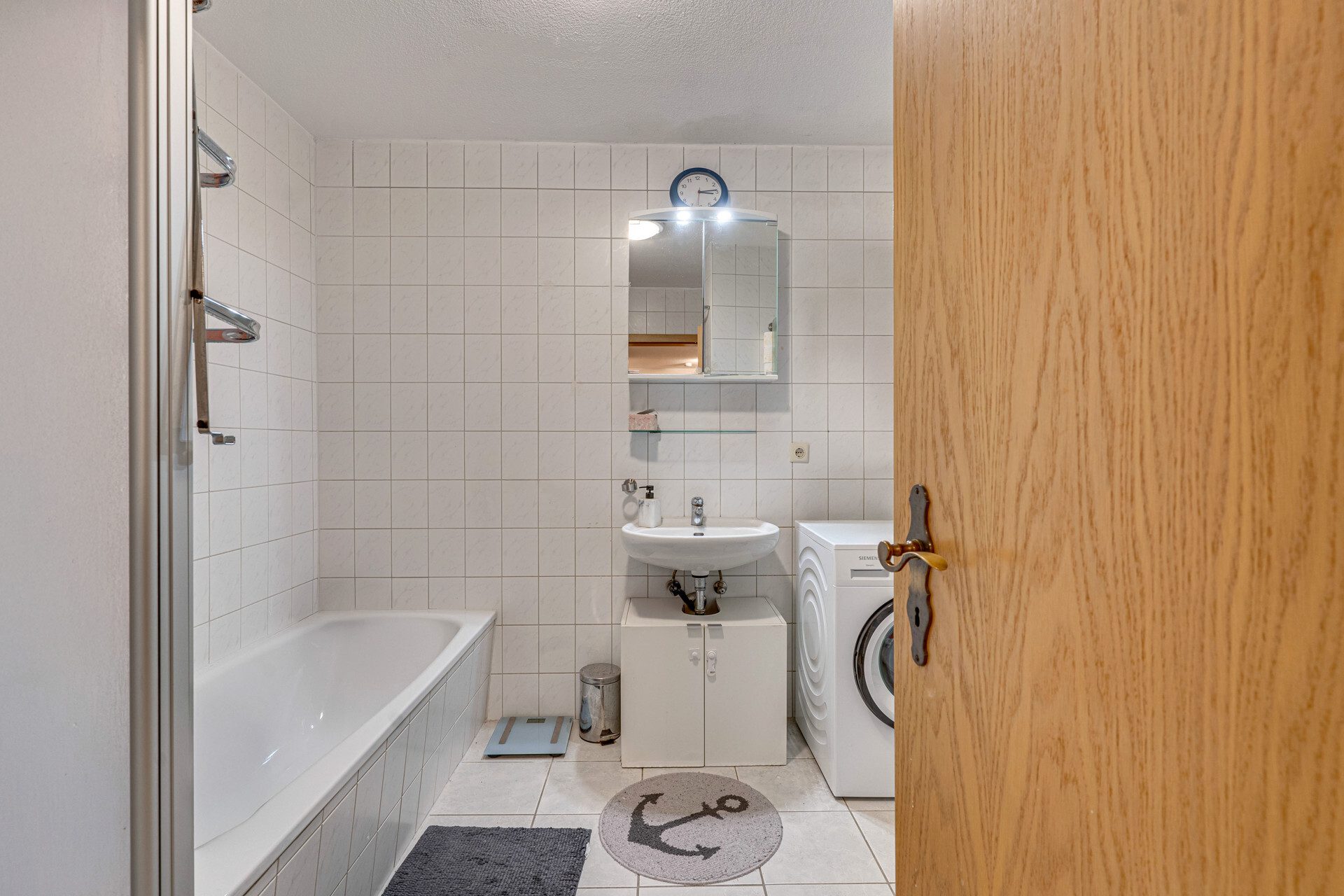 Immobilienangebot - Niebüll - Alle - Zum 01.04.25 frei! Gemütliche 3,5-Zi.-ETW in Niebüll: Ruhige Lage und durchdachte Raumaufteilung