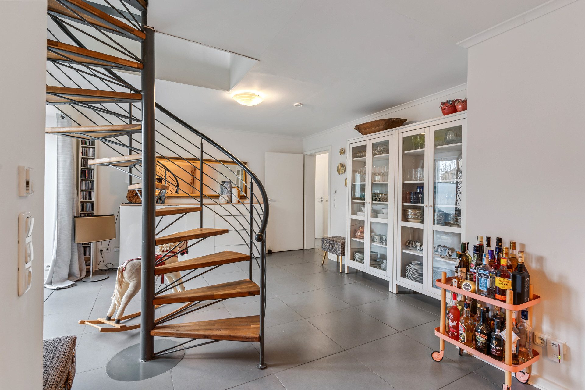 Immobilienangebot - Flensburg / Jürgensby - Alle - FL-Jürgensby: Luxuriöse Maisonette-Wohnung 
mit riesiger, teils überdachter Dachterrasse!