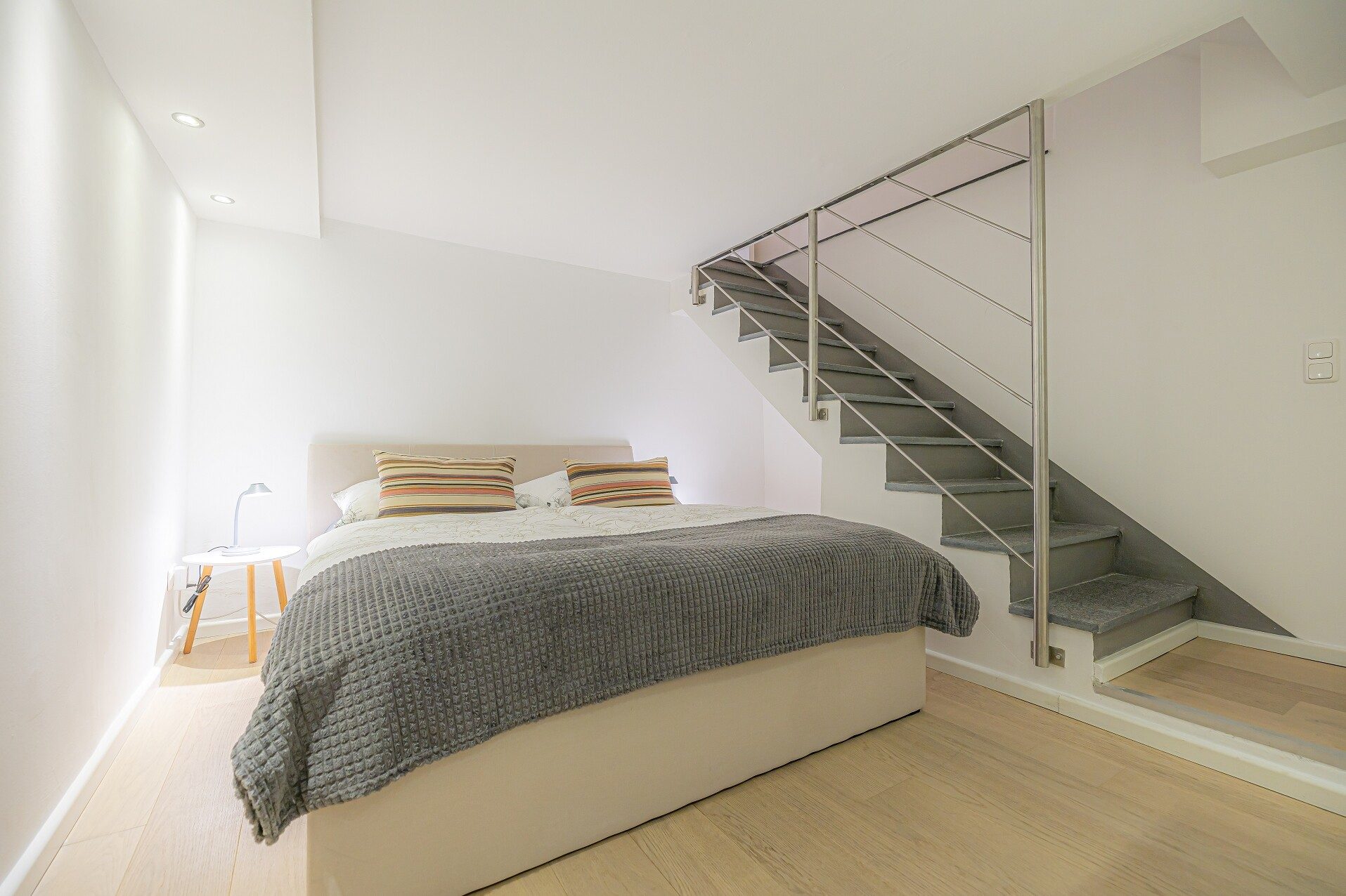 Immobilienangebot - Flensburg / Jürgensby - Alle - FL/Jürgensby: Schön geschnittene, moderne EG-Whg.!  2 Zi. mit sonniger Terrasse & wohnl. Kellerraum!