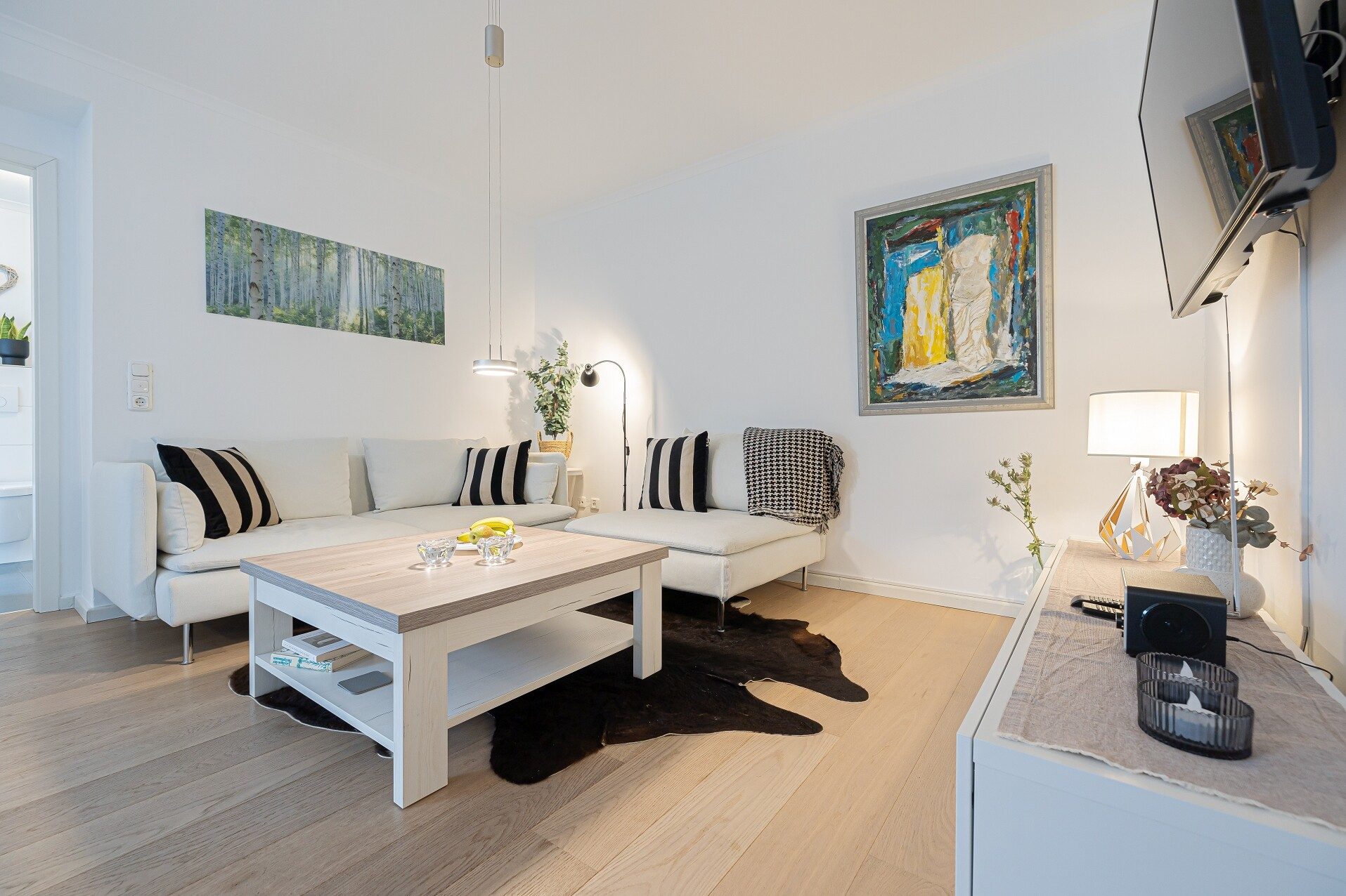 Immobilienangebot - Flensburg / Jürgensby - Alle - FL/Jürgensby: Schön geschnittene, moderne EG-Whg.!  2 Zi. mit sonniger Terrasse & wohnl. Kellerraum!