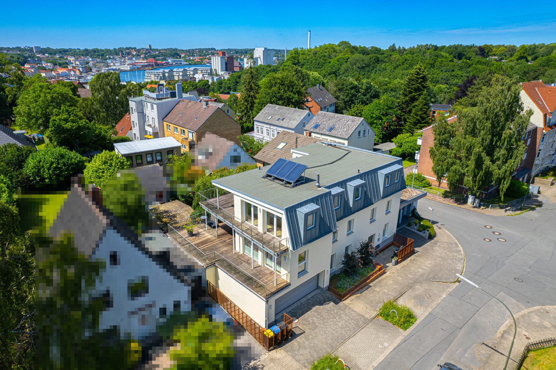 Immobilienangebot - Flensburg / Jürgensby - Alle - FL/Jürgensby: Schön geschnittene, moderne EG-Whg.!  2 Zi. mit sonniger Terrasse & wohnl. Kellerraum!