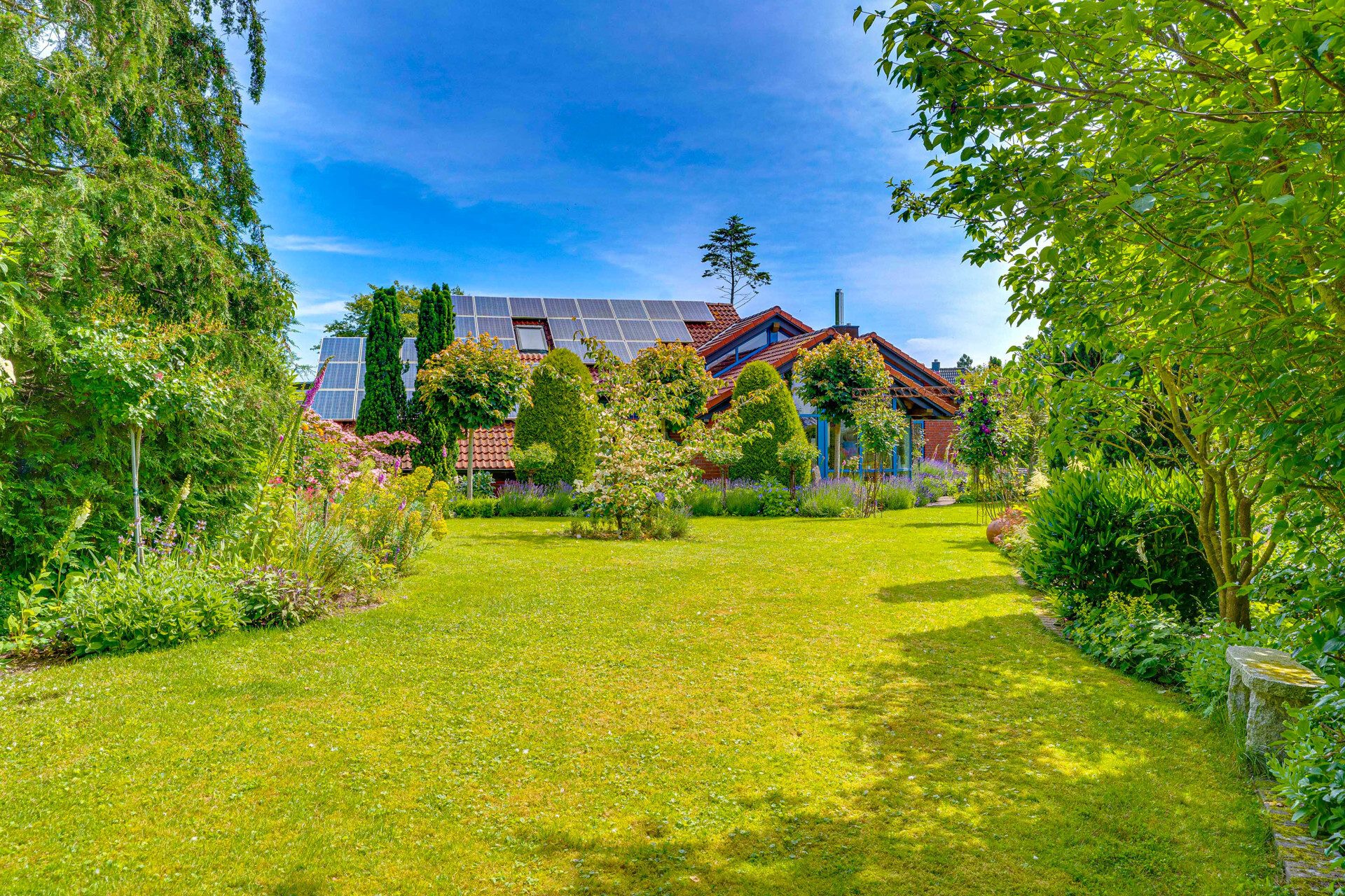 Immobilienangebot - Maasholm - Alle - Maasholm: Ein Unikat nahe der Schlei! Lichtdurchflutetes Architektenhaus in wunderschöner Lage!