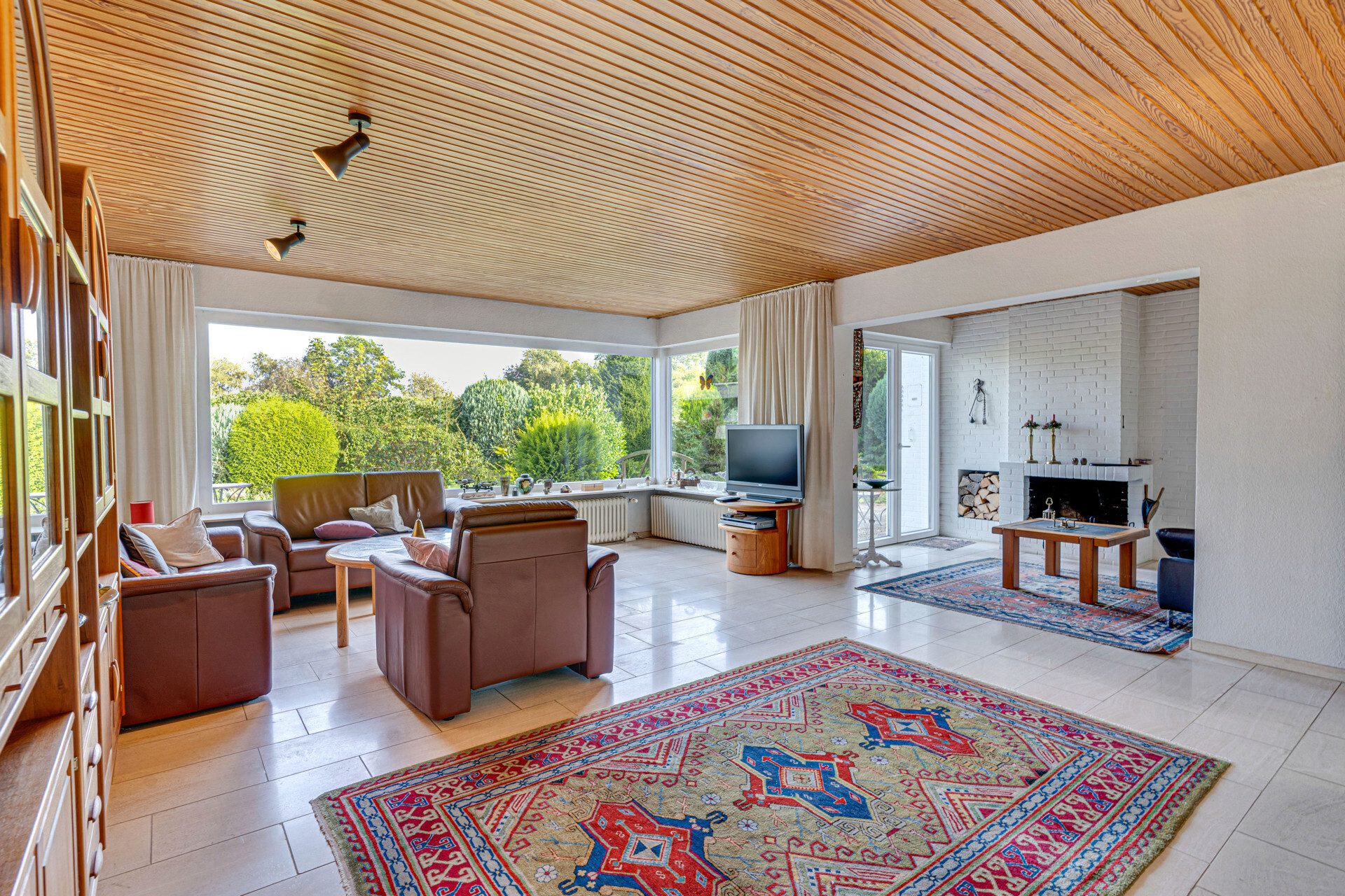 Immobilienangebot - Flensburg - Alle - Toller Bungalow in 1100m Wassernähe - 
4 Zi., ca. 125 m² Wfl., ca. 738 m² Grdst., uvm.