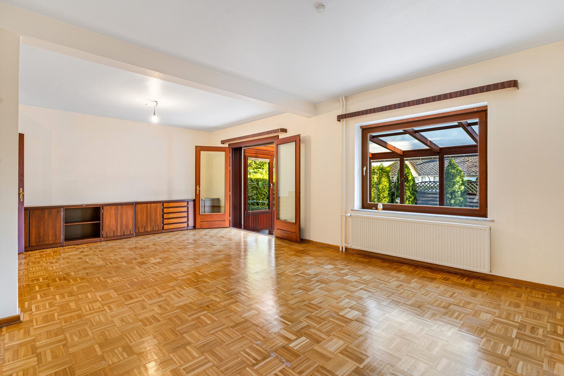 Immobilienangebot - Flensburg - Alle - Kleines Einfamilienhaus in begehrter Lage mit Wintergarten und viel Potenzial!