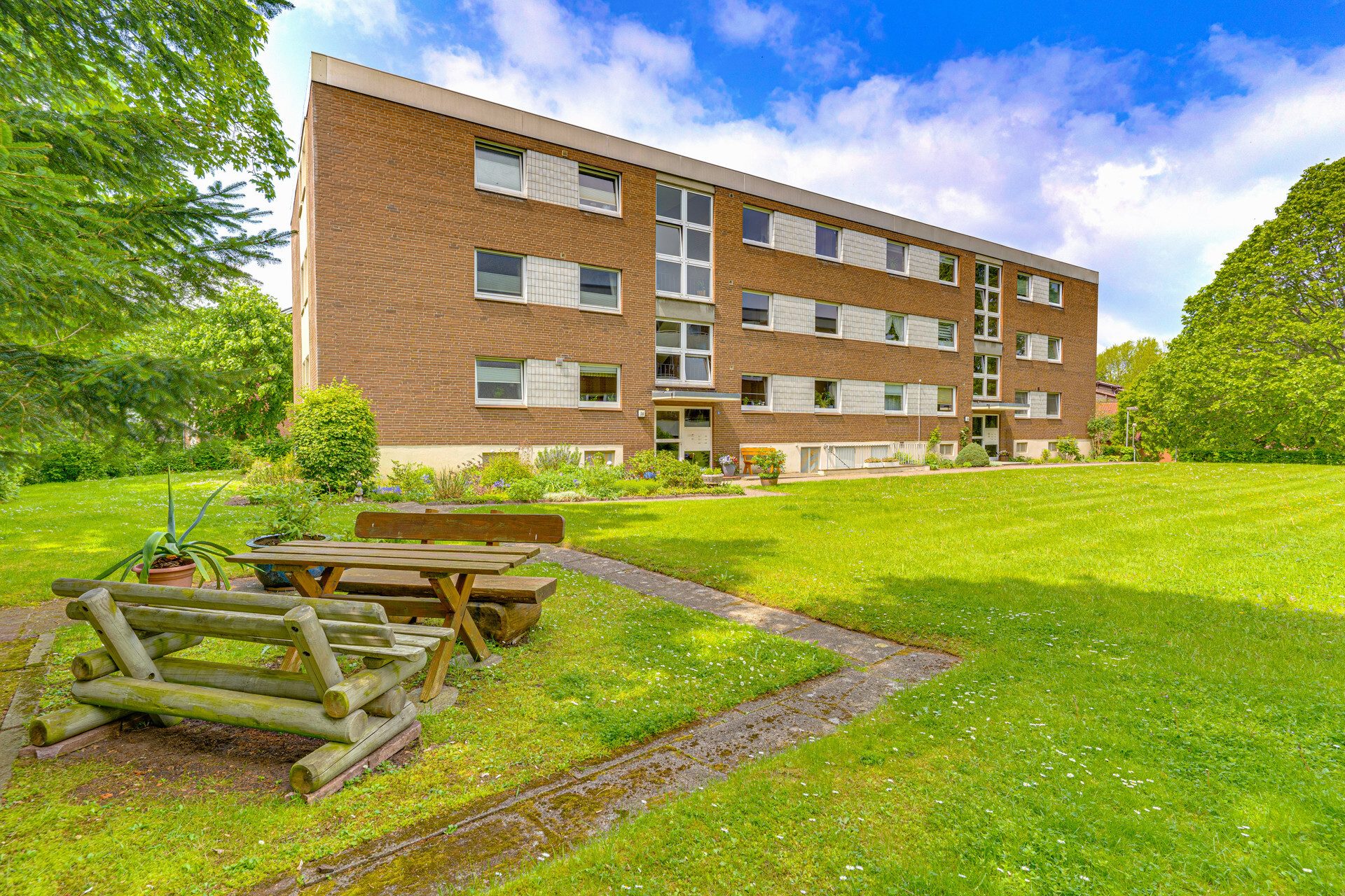 Immobilienangebot - Glücksburg - Alle - Glücksburg! Sofort freie, sonnige 92qm ETW! Ruhig und doch zentral! Südbalkon, Keller und Stellplatz