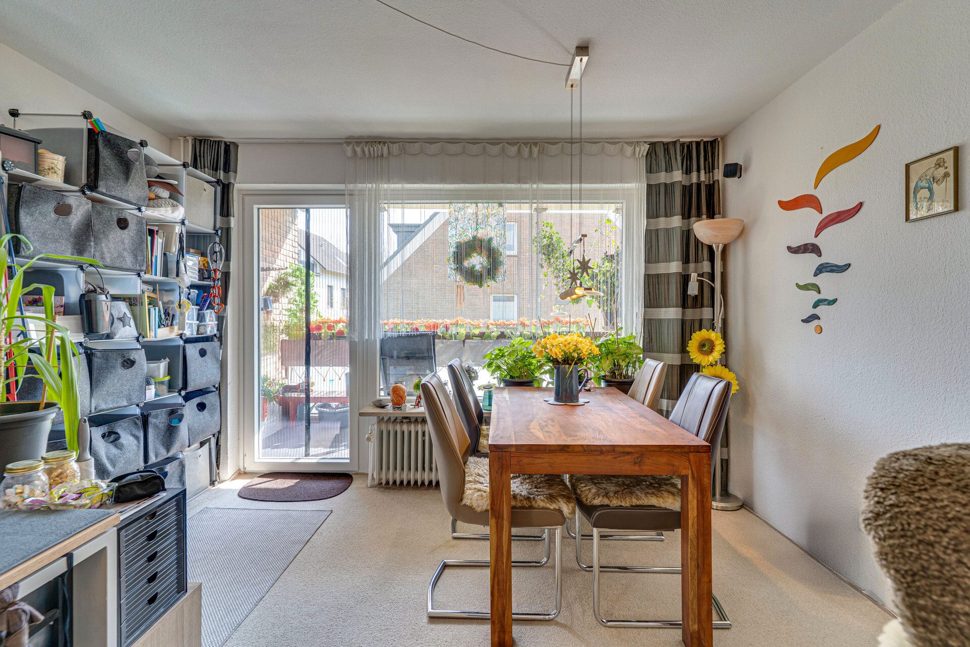 Immobilienangebot - Flensburg - Alle - Vermietete ETW im Herzen Flensburgs: 
2 Zi., ca. 71 qm Wfl., sonnige Loggia & Tiefgaragenstellplatz!