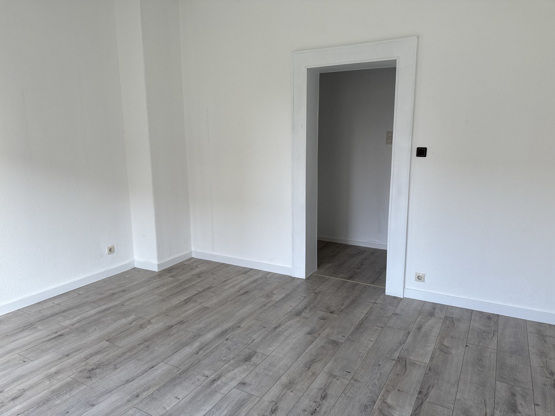 Immobilienangebot - Flensburg - Alle - Gemütliche Erdgeschosswohnung mit 3 Zimmern in zentraler Lage in Flensburg!