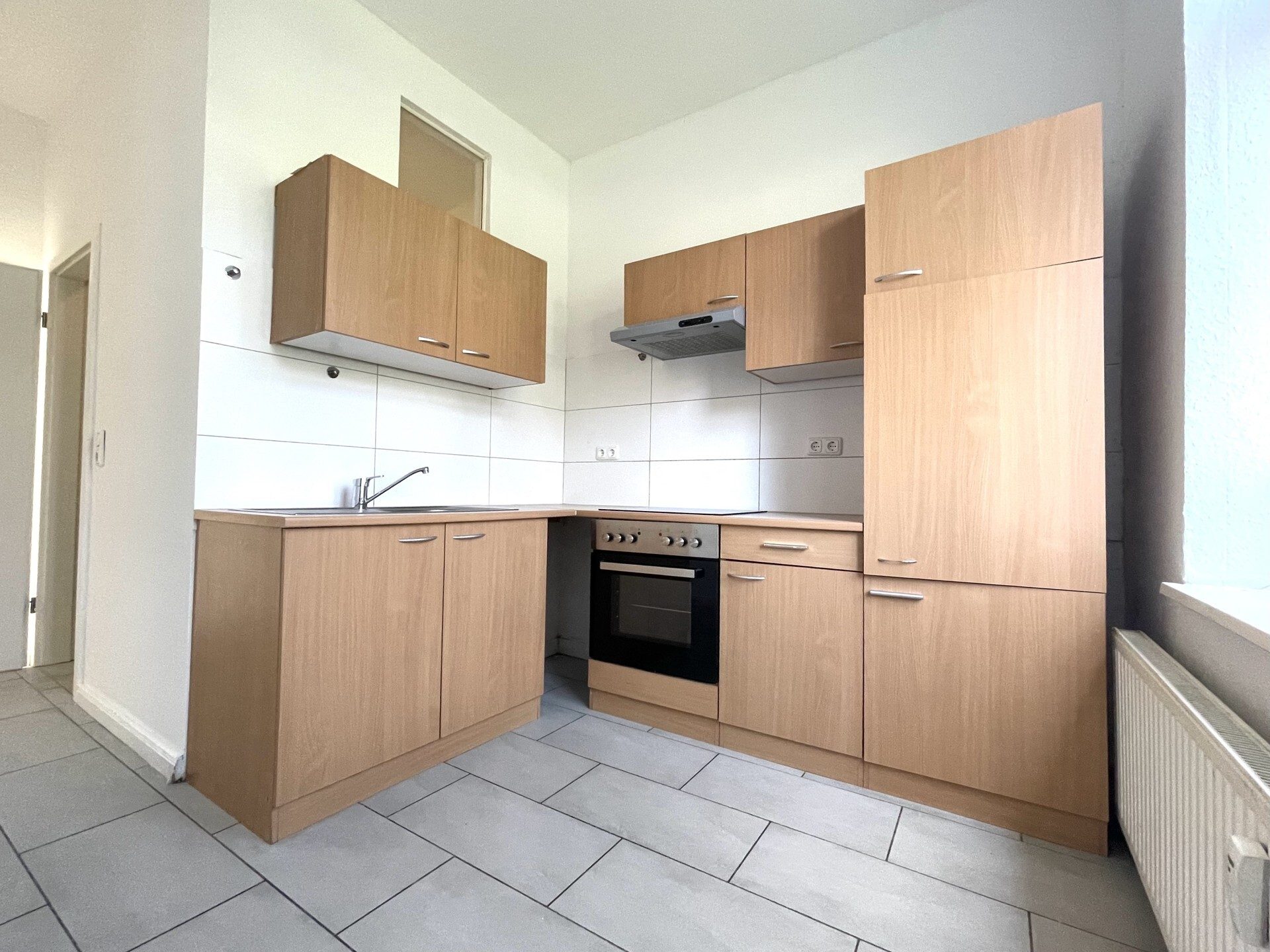 Immobilienangebot - Flensburg / Neustadt - Alle - EG-Wohnung mit 3 Zimmern in Flensburg! Zentrale Lage & durchdachter Grundriss!