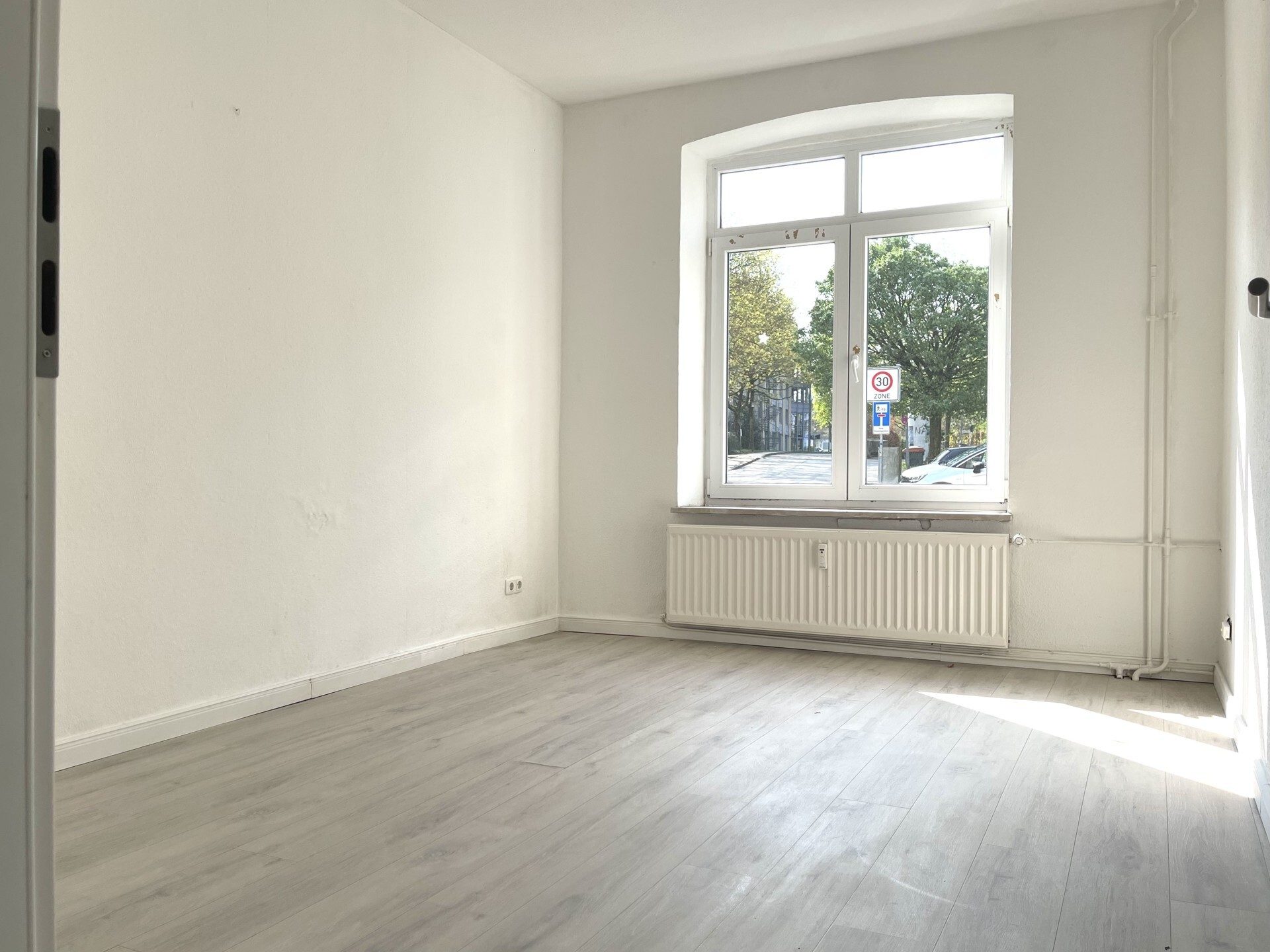 Immobilienangebot - Flensburg / Neustadt - Alle - Zentral in Flensburg: 3-Zimmer-Wohnung im Erdgeschoss mit durchdachter Aufteilung!