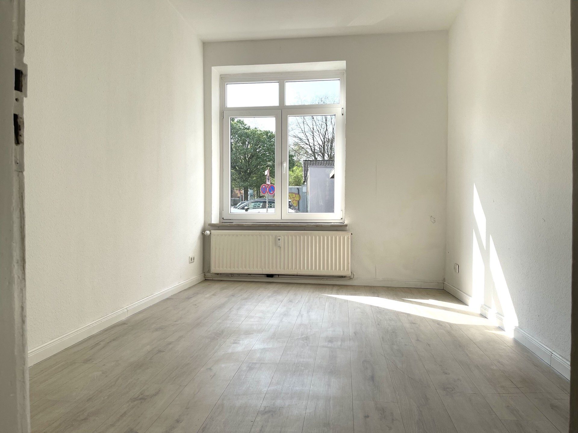 Immobilienangebot - Flensburg / Neustadt - Alle - Zentral in Flensburg: 3-Zimmer-Wohnung im Erdgeschoss mit durchdachter Aufteilung!