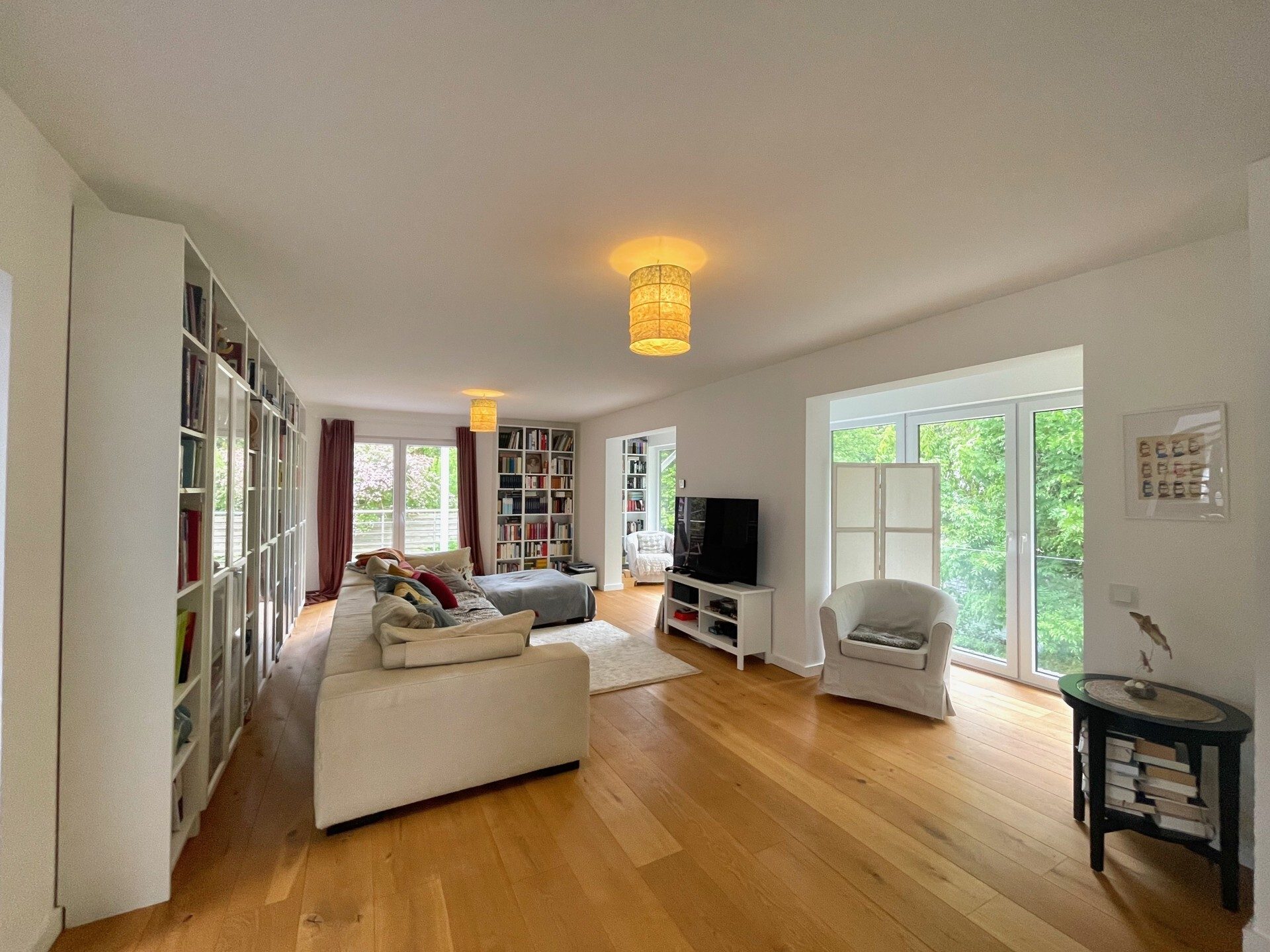 Immobilienangebot - Glücksburg (Ostsee) - Alle - Glücksburg -
Großzügiges, komplett modernisiertes EFH mit tollem Grdstk., Sackgassenendlage!