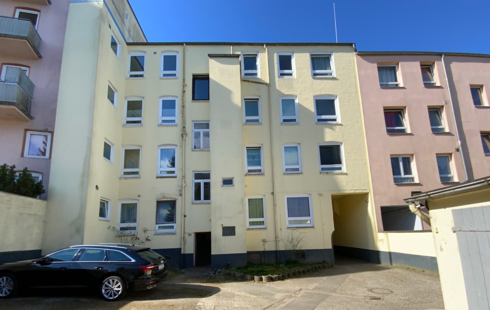 Immobilienangebot - Flensburg - Alle - Zentral in Flensburg: Helle Erdgeschosswohnung mit 3 Zimmern und praktischem Grundriss!