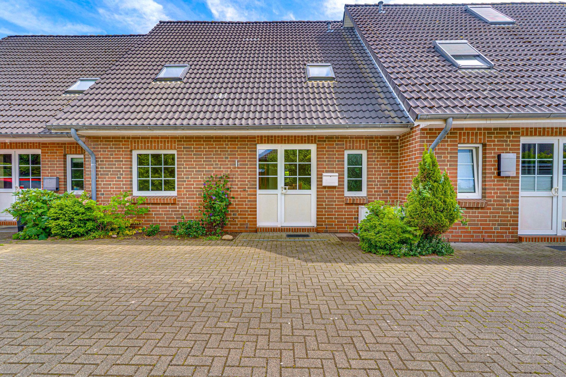 Immobilienangebot - Handewitt - Alle - Handewitt: Solides 4-Zimmer-Reihenmittelhaus (BJ 1996) mit 2 Bädern, Terrasse und kleinem Garten