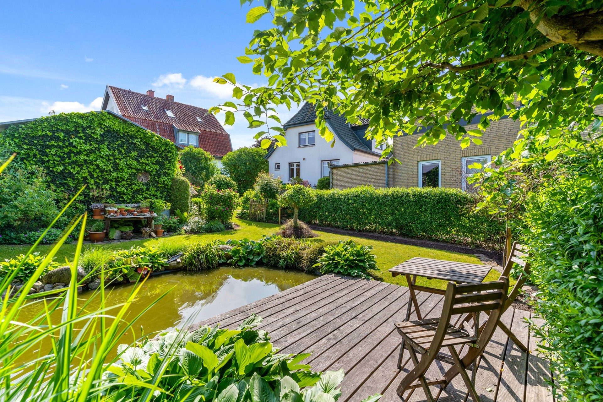 Immobilienangebot - Süderbrarup - Alle - Zentral in Süderbrarup: sehr gepflegetes EFH mit traumhaft angelegtem Garten & gutem Grundriss!