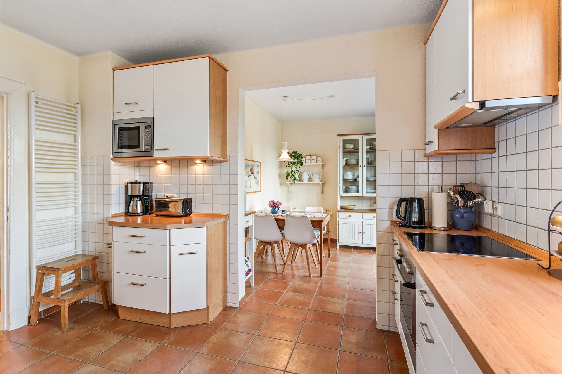 Immobilienangebot - Süderbrarup - Alle - Zentral in Süderbrarup: sehr gepflegetes EFH mit traumhaft angelegtem Garten & gutem Grundriss!