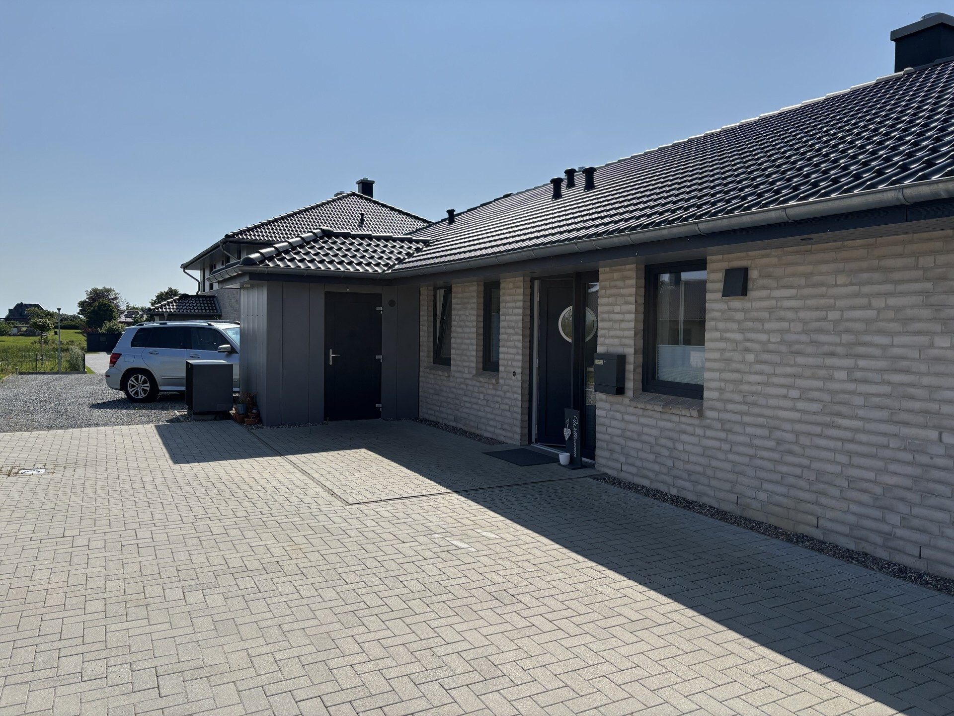 Immobilienangebot - Steinbergkirche - Alle - Bungalow-DHH in Ostseenähe! Garten u. Terrasse mit Blick über die Felder! 101 qm Wfl., 3 Zi., uvm!