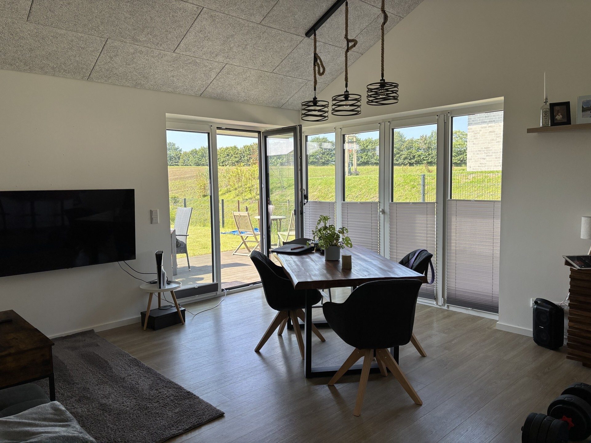 Immobilienangebot - Steinbergkirche - Alle - Bungalow-DHH in Ostseenähe! Garten u. Terrasse mit Blick über die Felder! 101 qm Wfl., 3 Zi., uvm!