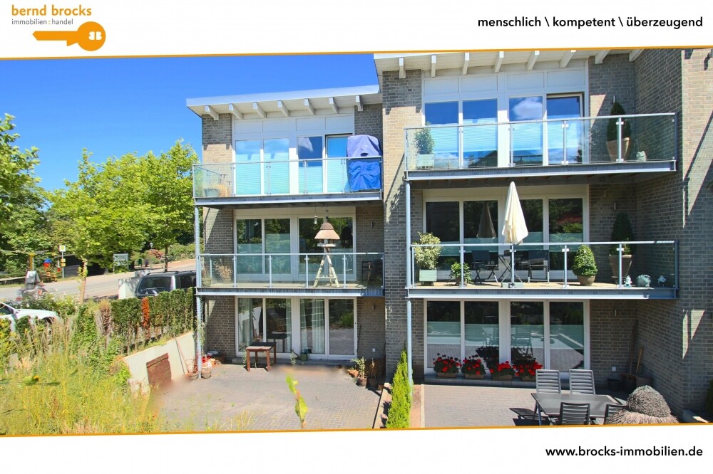 Immobilienangebot - Glücksburg - Alle - Reihenendhaus mit 169 qm, 4 Zimmer,  2. Balkonen, Terrasse, EBK, Stellplatz, Fußbodenheizung