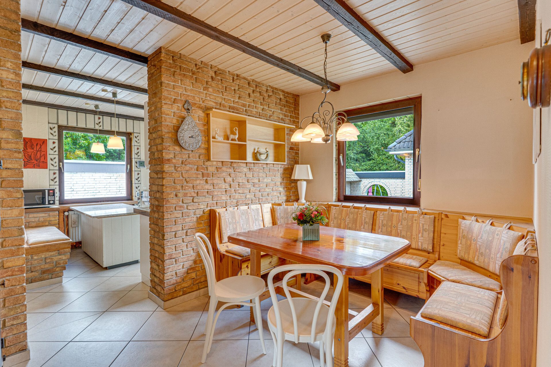 Immobilienangebot - Oeversee - Alle - Viel Platz für neue Ideen: Einfamilienhaus mit großem, idyllischen Garten an der Treene!