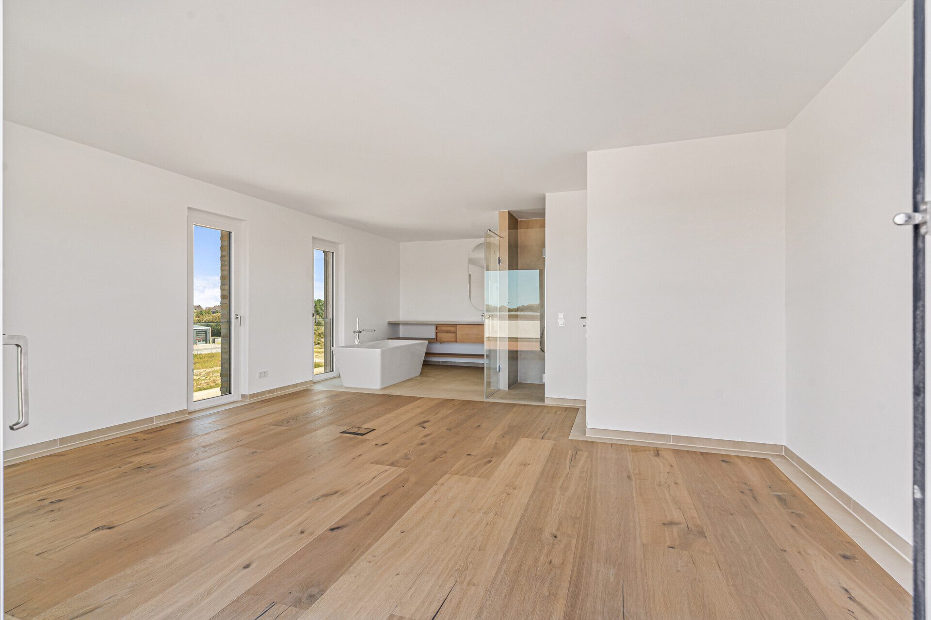 Immobilienangebot - List auf Sylt - Alle - Anlageobjekt zur späteren Selbstnutzung?
Luxus-Penthouse – 213 m² Wfl., 90 m² S/W Dachter. Meerblick