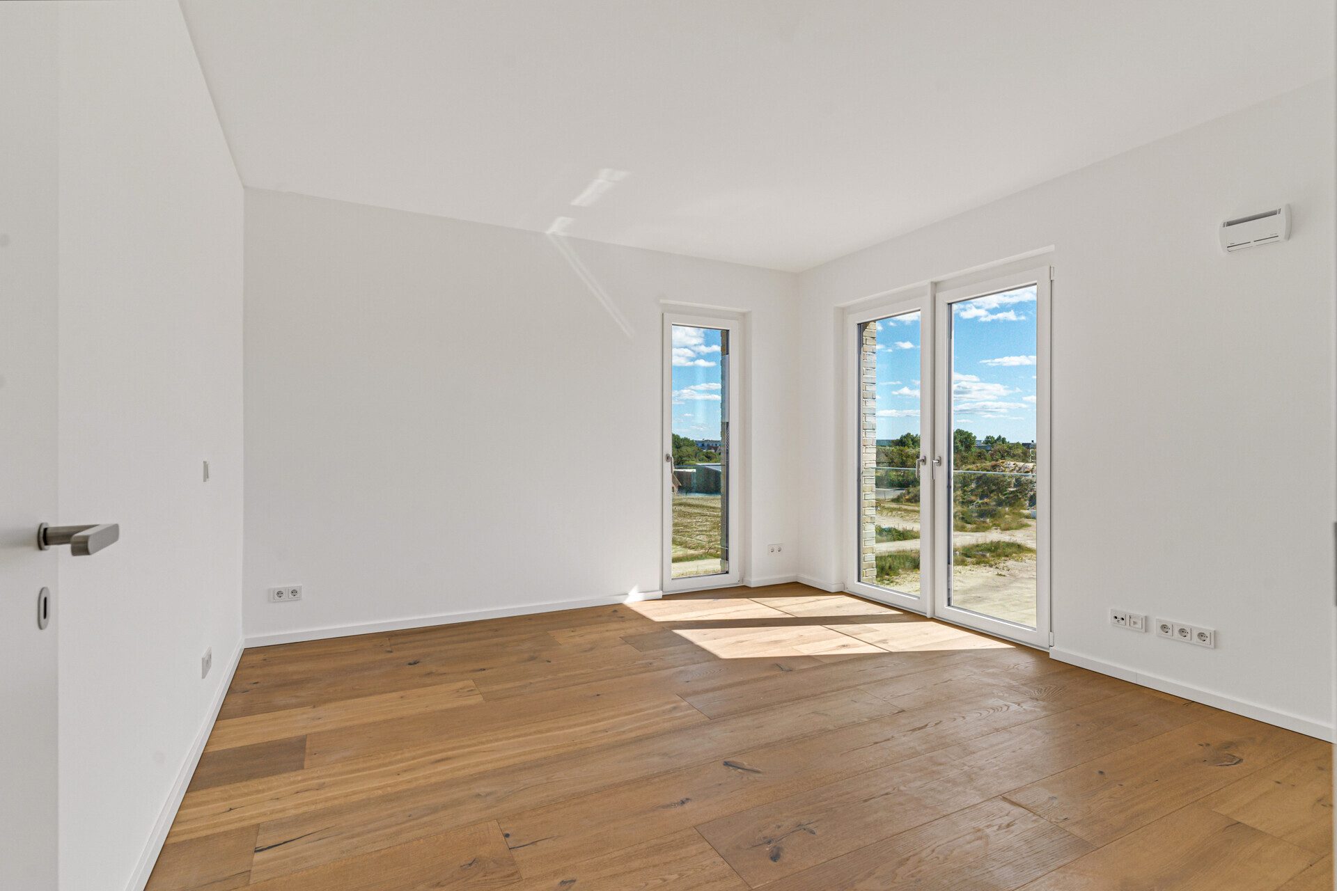 Immobilienangebot - List auf Sylt - Alle - Anlageobjekt zur späteren Selbstnutzung?
Luxus-Penthouse – 213 m² Wfl., 90 m² S/W Dachter. Meerblick