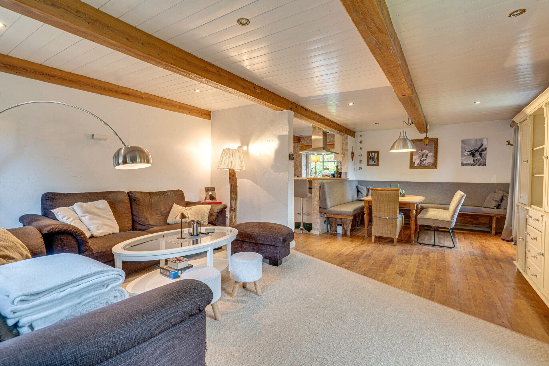 Immobilienangebot - Hollingstedt - Alle - Reetgedecktes Juwel: 475m² Grdstck, 136m² Wfl., Partygarage, Kamin, ausgebautes OG & überd. Terasse!