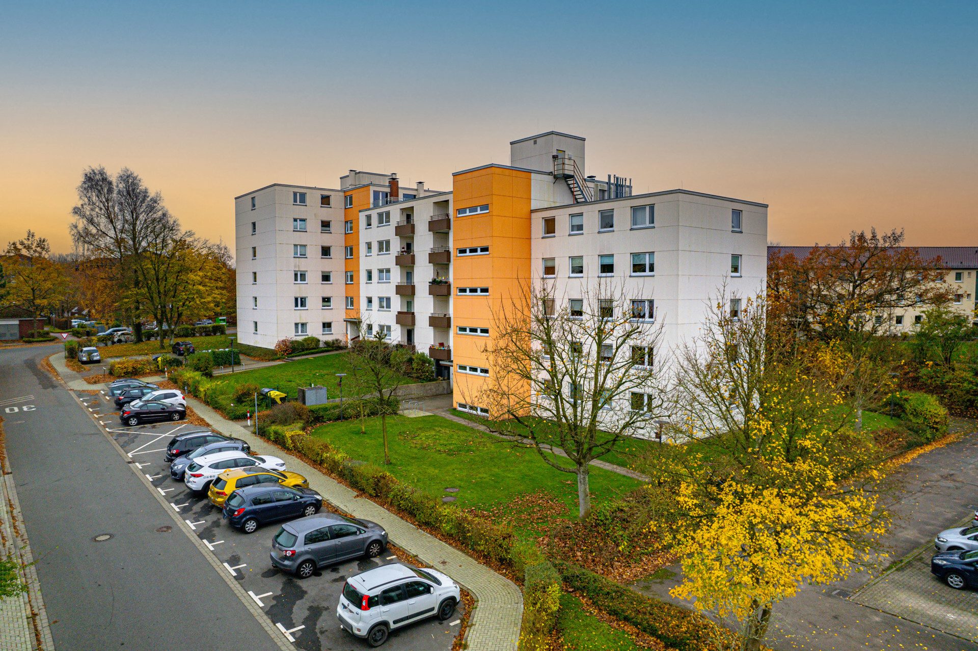 Nord Ansicht Immobilienangebot - Flensburg / Mürwik - Alle - Top renovierte 3-Zi. Whg, 79 qm, Fahrst., Loggia in FL-Mürwik!
