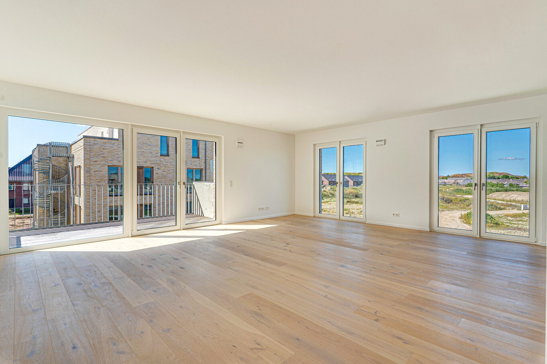 Immobilienangebot - List auf Sylt - Alle - 3-Zi- Whg. im 2 OG mit Dünenblick! 105 m²,  Aufzug, Gäste-WC, Balkon, EBK, wertige Ausst., TG Stpl.