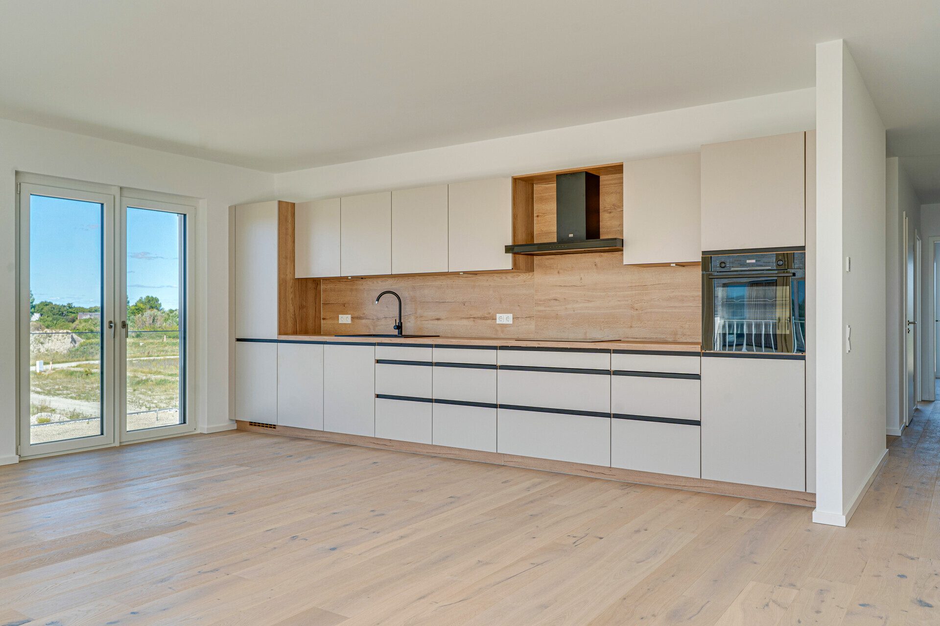 Immobilienangebot - List auf Sylt - Alle - 3-Zi- Whg. im 2 OG mit Dünenblick! 105 m²,  Aufzug, Gäste-WC, Balkon, EBK, wertige Ausst., TG Stpl.