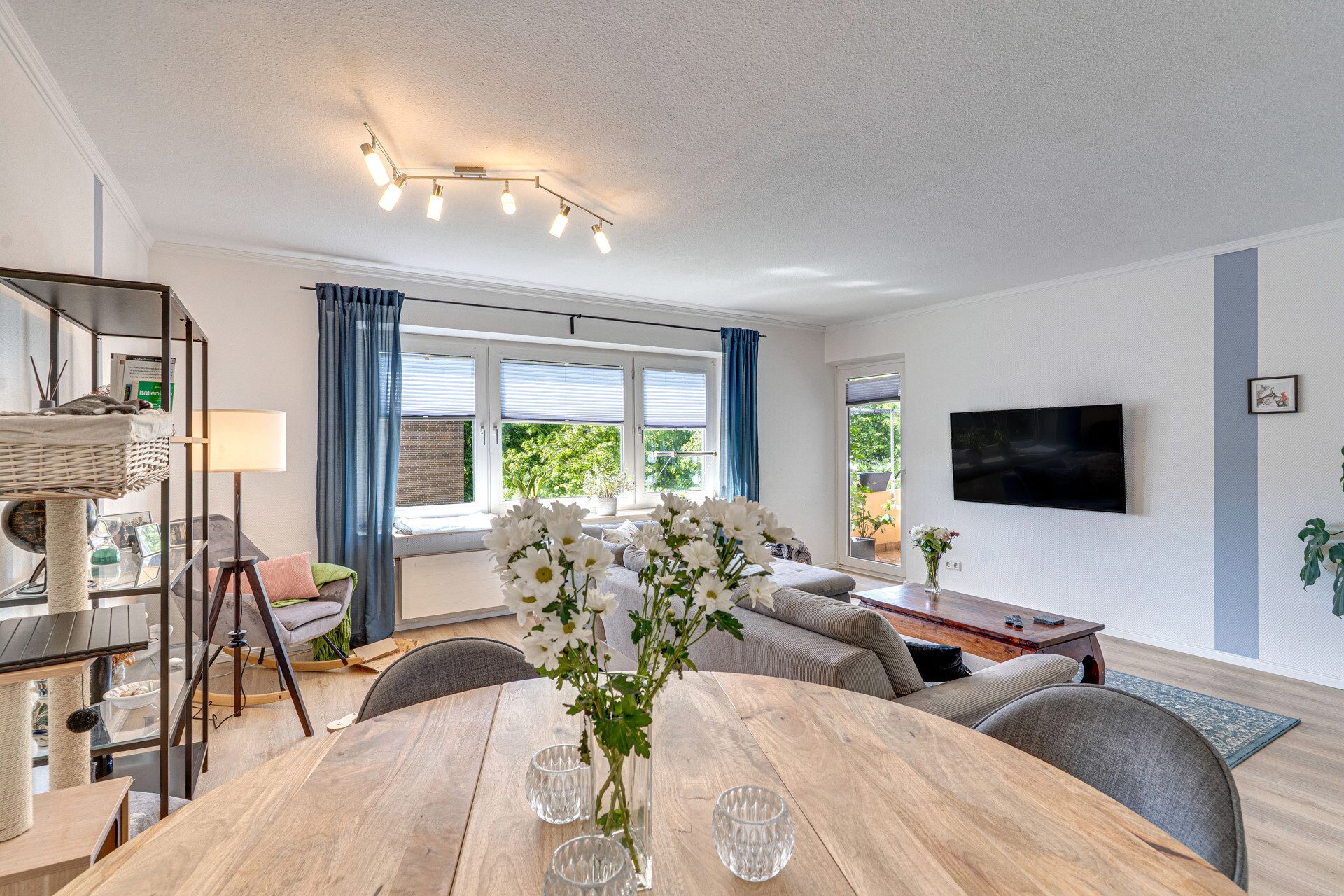 Immobilienangebot - Glücksburg - Alle - Glücksburg: Modernisierte 3–4-Zimmer-Wohnung, ca. 92 m², Loggia, Keller, Stellplatz