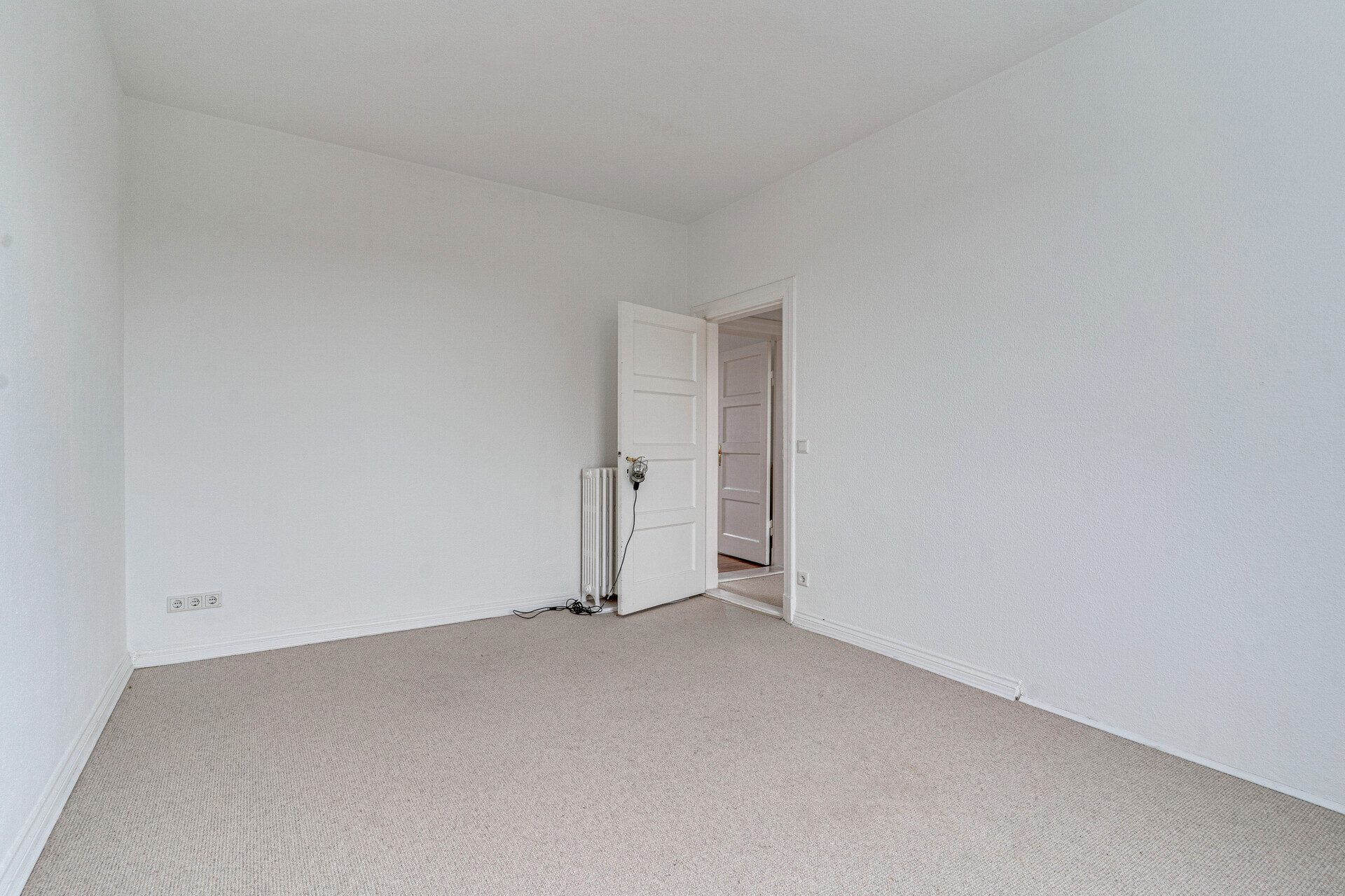 Immobilienangebot - Schleswig - Alle - Charmantes MFH in ruhiger Lage mit 3 freien WE & S/W-Garten! Ideal für Eigennutzung oder Vermietung!