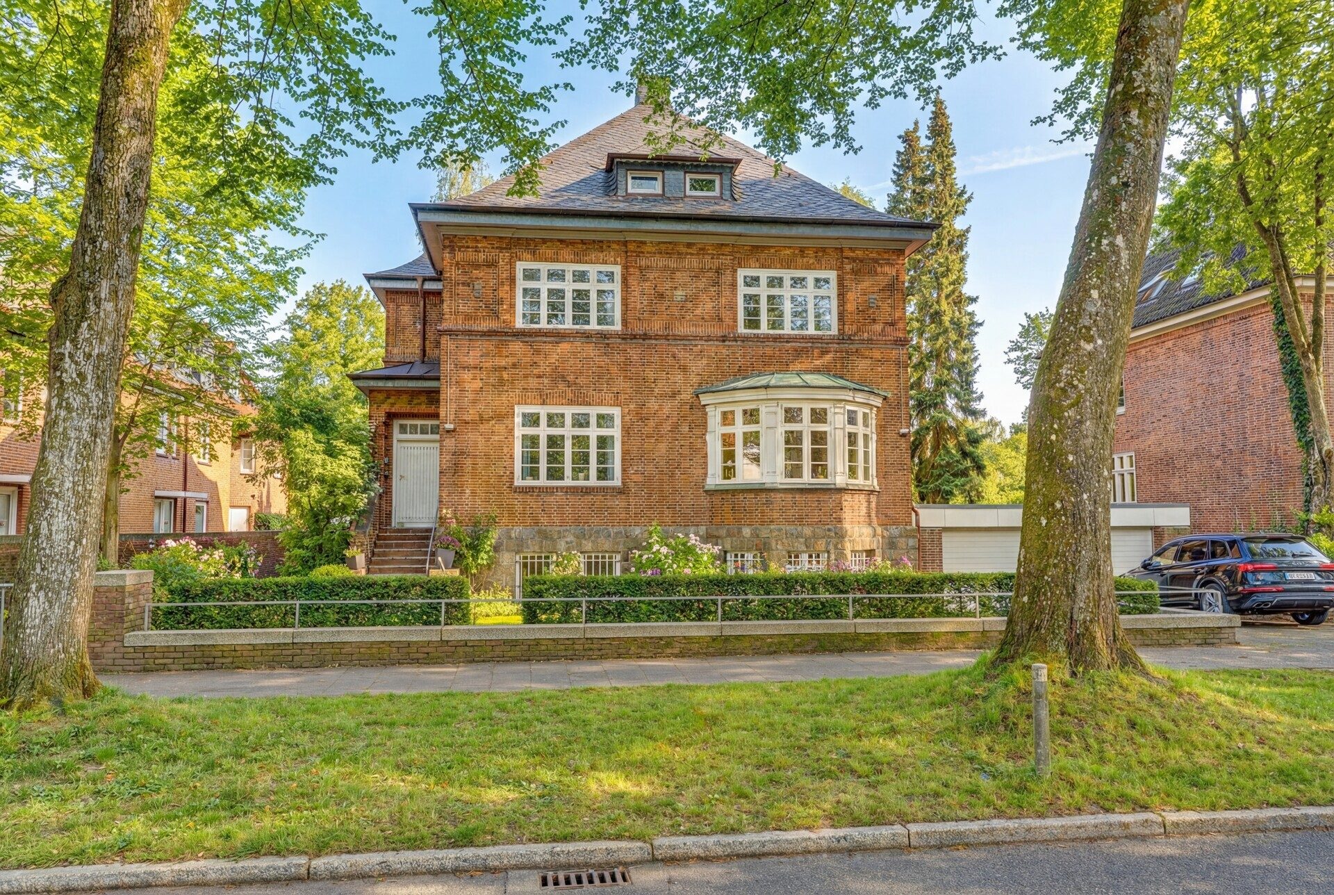 Immobilienangebot - Flensburg - Alle - Einzigartiges Anwesen mit besonderer Vielfalt in bester Lage der Westlichen Höhe!