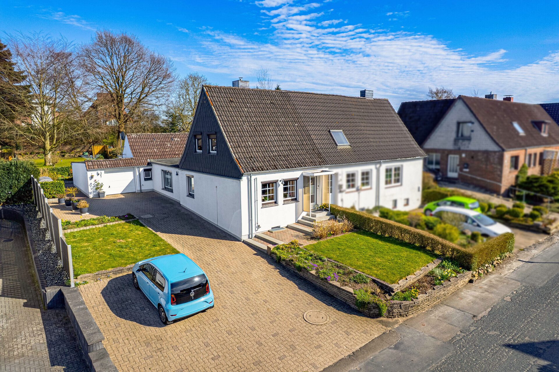 Immobilienangebot - Schleswig - Alle - Gepflegtes REH auf außergewöhnlich großem Grundstück mit Terrasse, Garage & vielen Möglichkeiten!