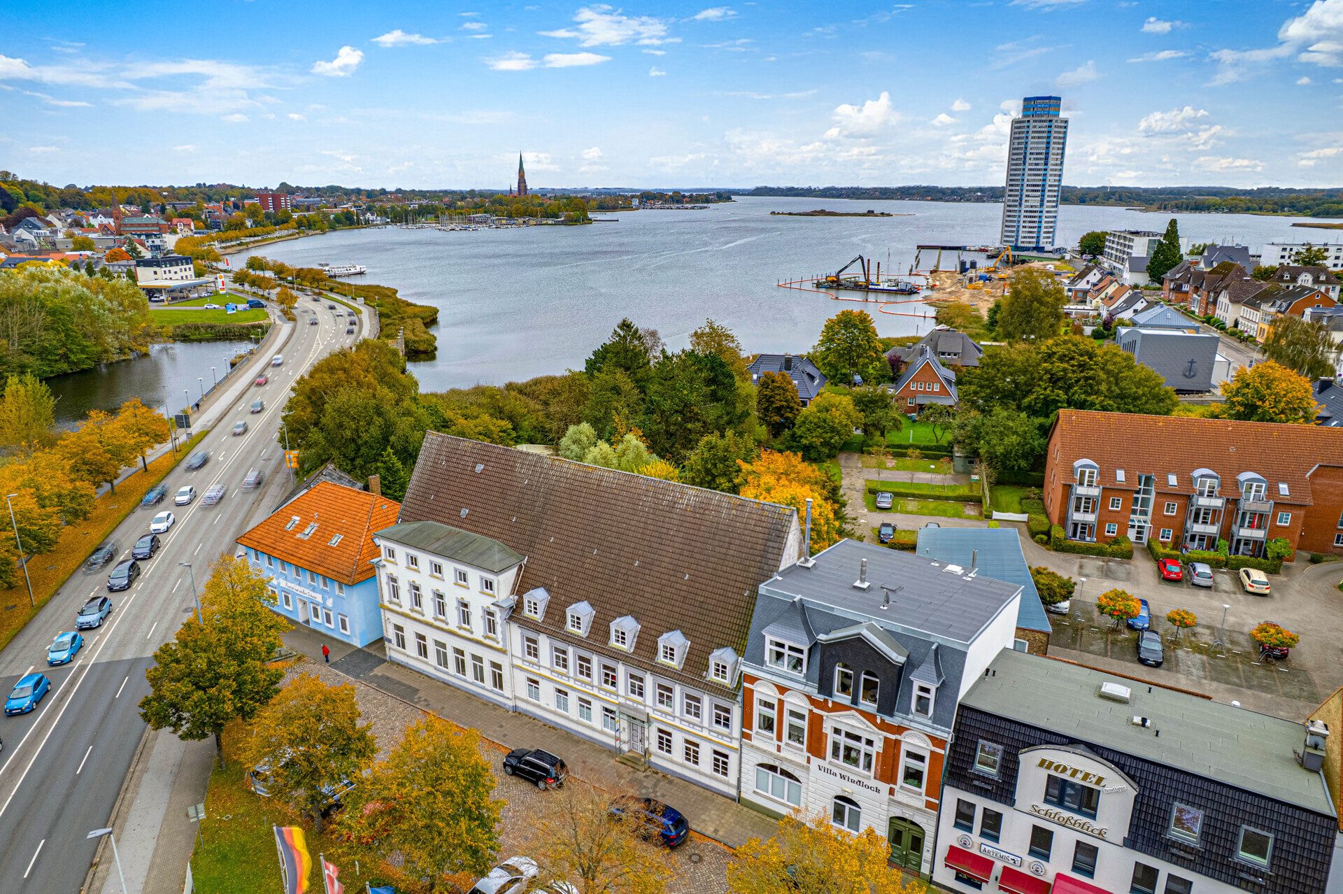 Immobilienangebot - Schleswig - Alle - Zentral in Schleswig: Moderner Büroraum im 1.OG mit 15,68 qm Bürofläche & Gemeinschaftsräumen!