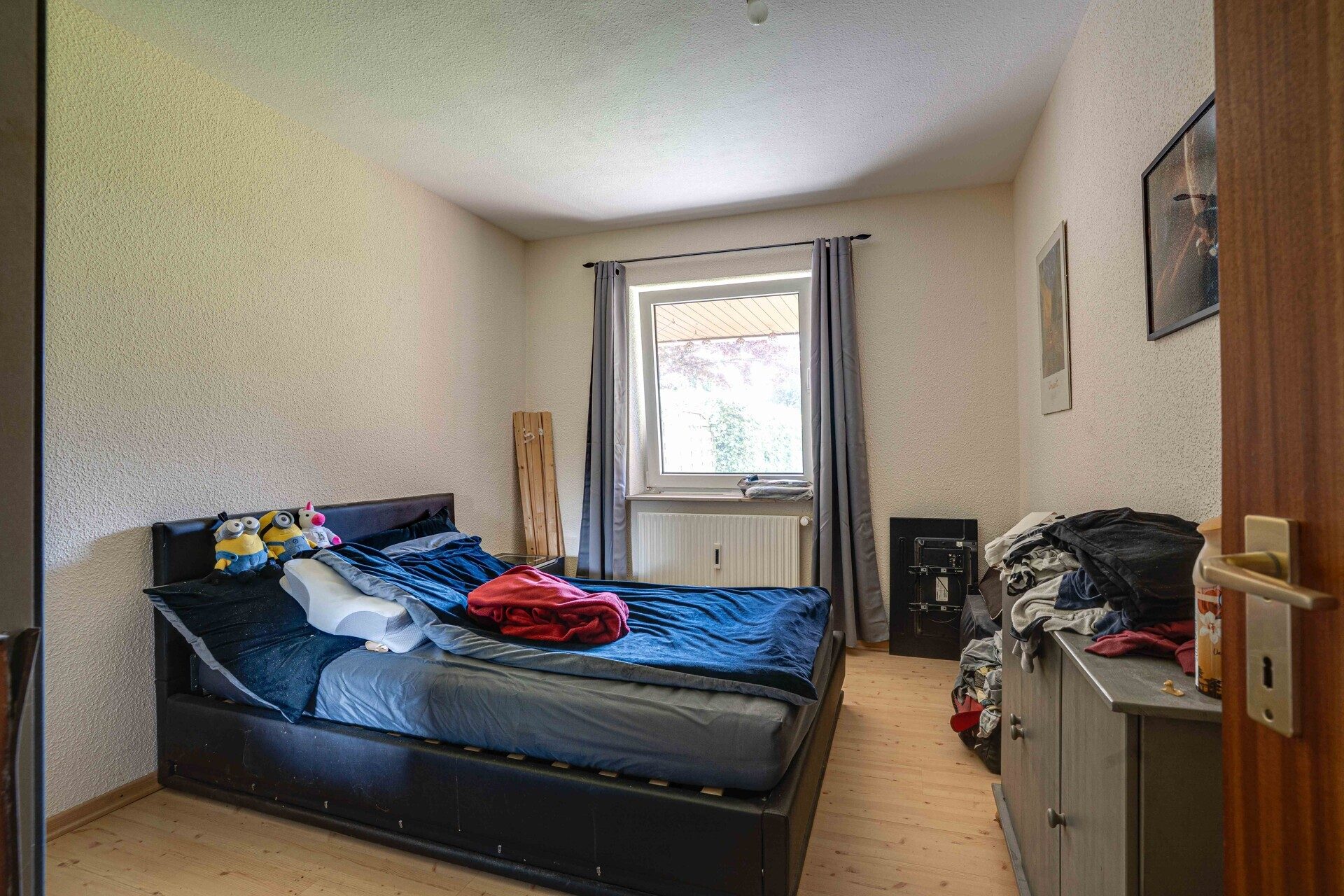 Immobilienangebot - Schaalby - Alle - Attraktives MFH in Schaalby mit 4 Einheiten, Vollkeller, Stellplätzen & Entwicklungspotenzial!