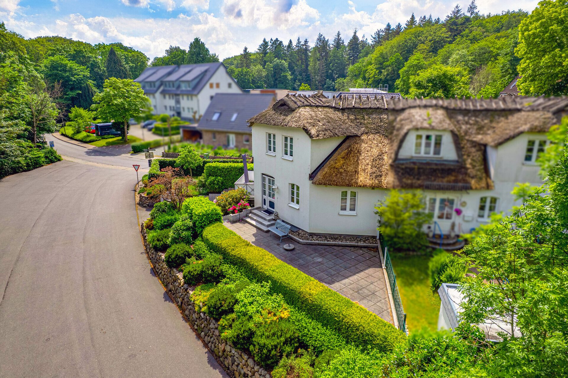 Immobilienangebot - Glücksburg - Alle - Glücksburg: Reetdachendhaus zum Verlieben – Wohnen zwischen Wald, Meer und Stadtkern
